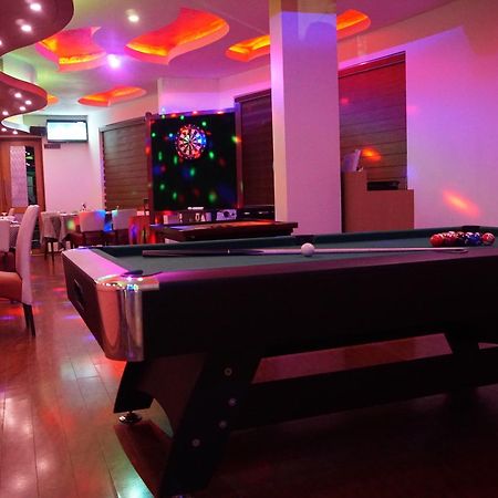 Hotel Park Residency, Kakkanad Kochi Exteriör bild